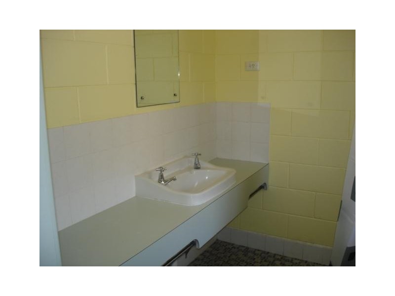 2/112  London Street, Port Lincoln SA 5606