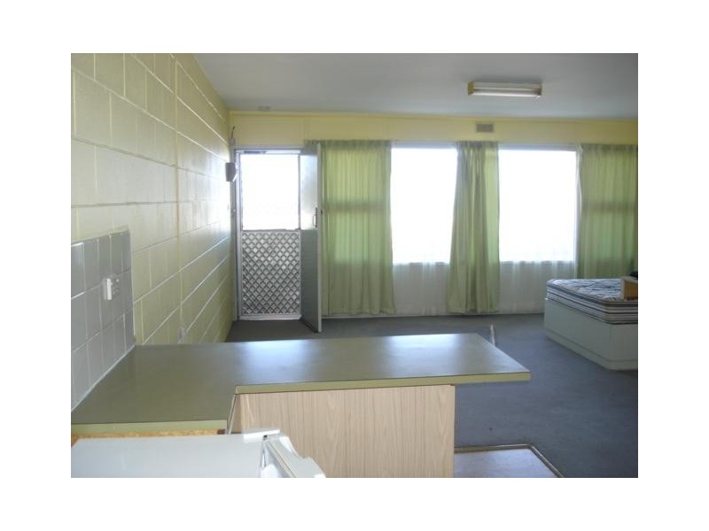 2/112  London Street, Port Lincoln SA 5606
