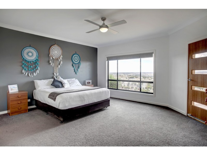 50-52 Thornbill Road, Boston SA 5607