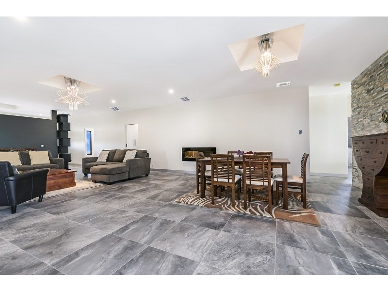 6 Douglas Drive, Ceduna SA 5690