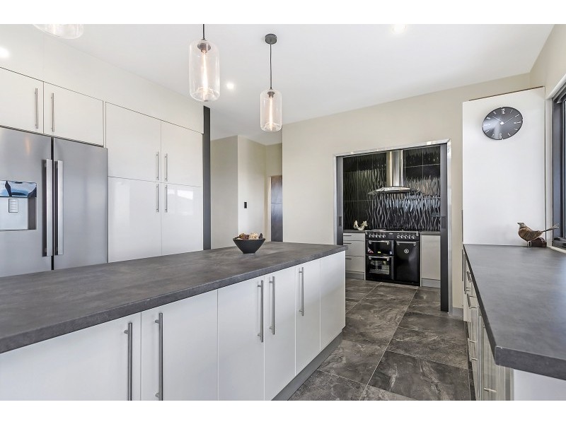 6 Douglas Drive, Ceduna SA 5690