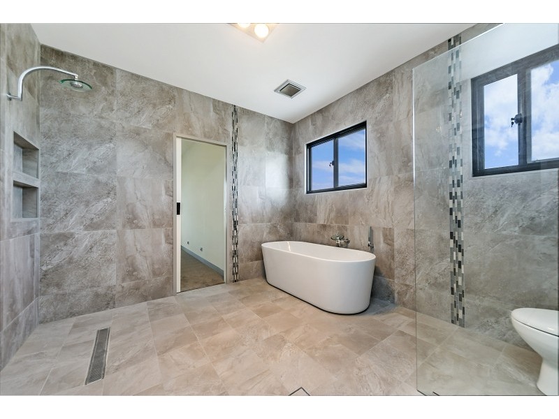 6 Douglas Drive, Ceduna SA 5690