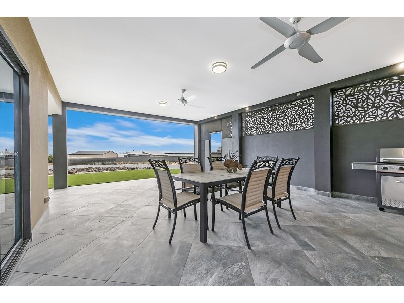 6 Douglas Drive, Ceduna SA 5690