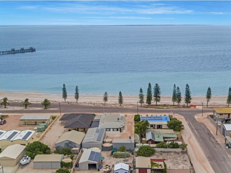 8 Beach Esplanade, Smoky Bay SA 5680