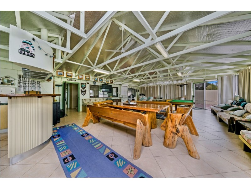 8 Beach Esplanade, Smoky Bay SA 5680