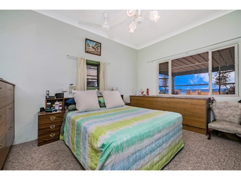 8 Beach Esplanade, Smoky Bay SA 5680