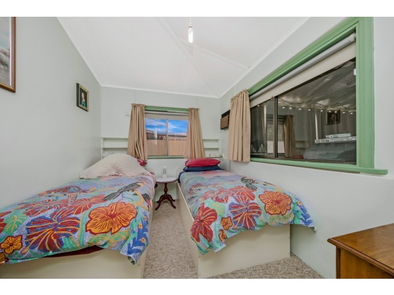 8 Beach Esplanade, Smoky Bay SA 5680