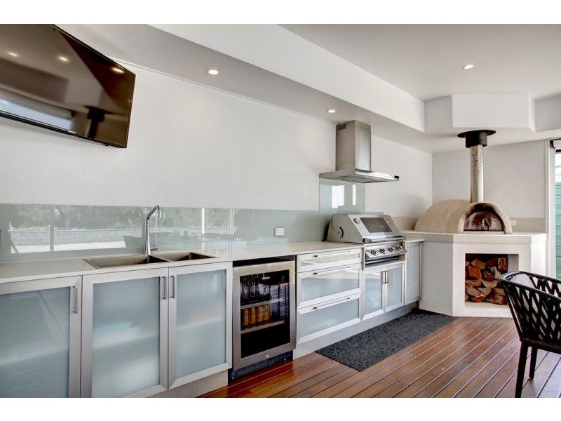 78 Greenly Avenue, Coffin Bay SA 5607