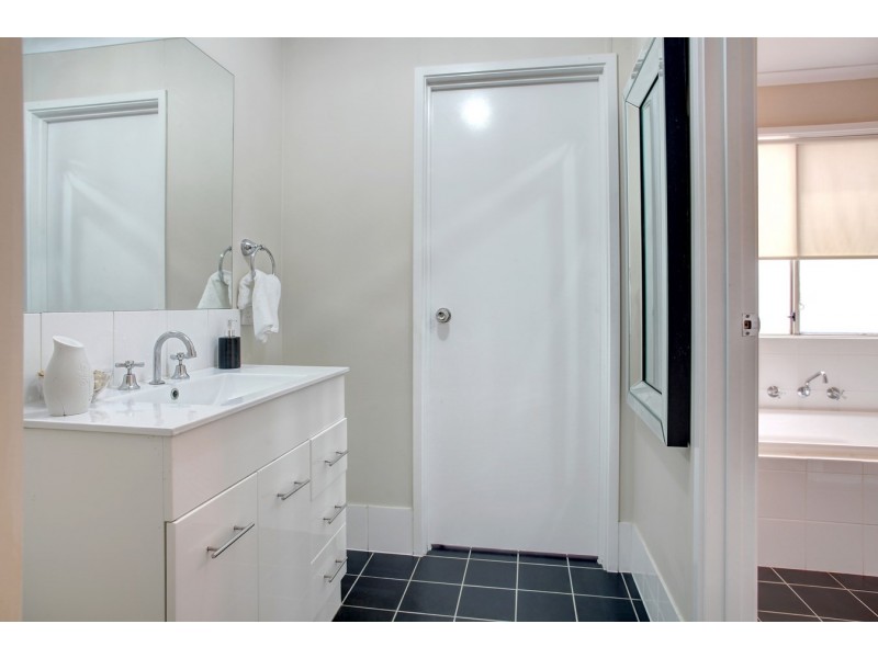 99 Calderwood Road, known as 944 Yallunda Flat Road, Koppio SA 5607