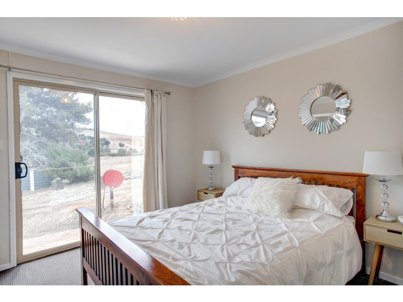 99 Calderwood Road, known as 944 Yallunda Flat Road, Koppio SA 5607