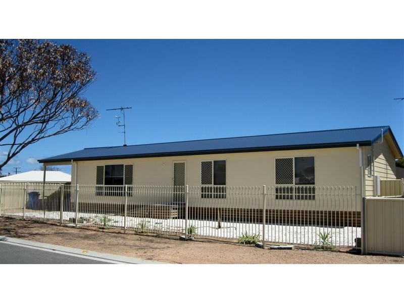 17 Handtke Drive, Ceduna SA 5690