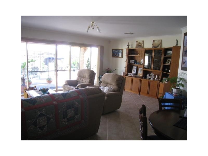 1 / 9 Cove View Drive, Port Lincoln SA 5606