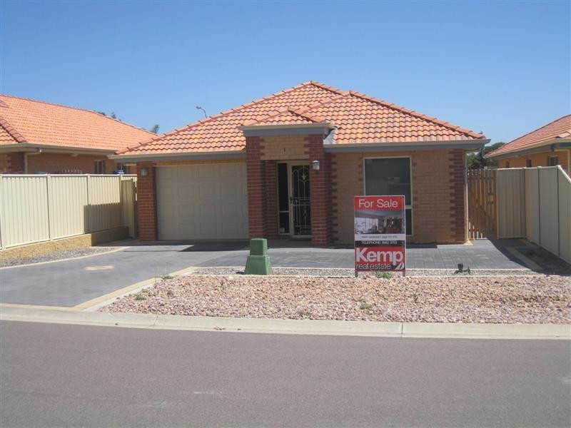 1 / 9 Cove View Drive, Port Lincoln SA 5606