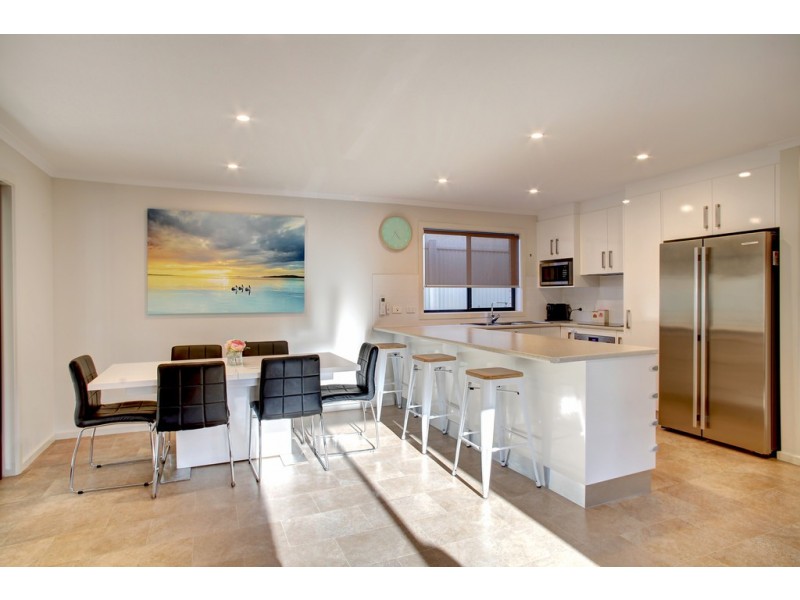 2/19 Matthew Place, Port Lincoln SA 5606