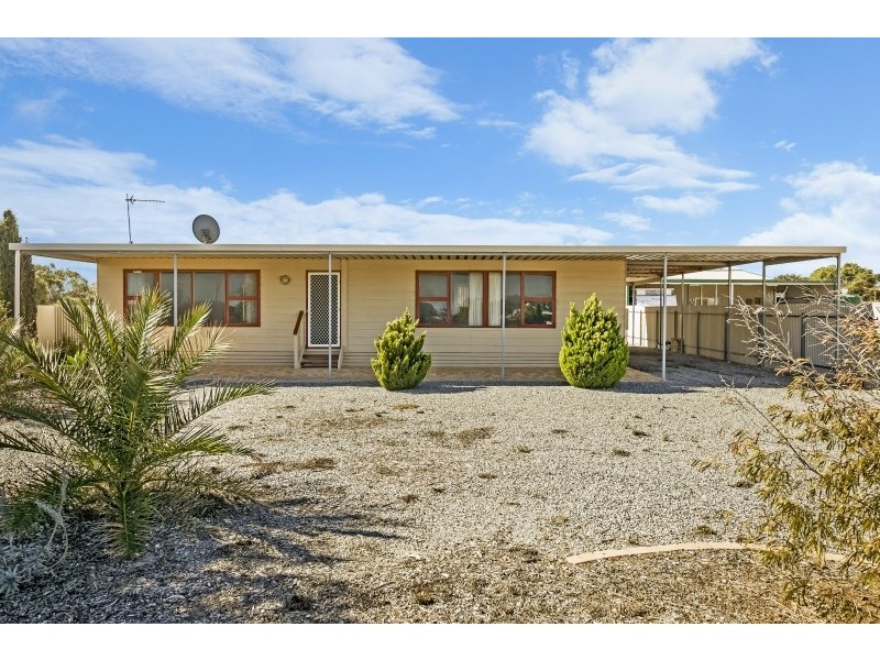 47 Flinders Highway, Port Kenny SA 5671