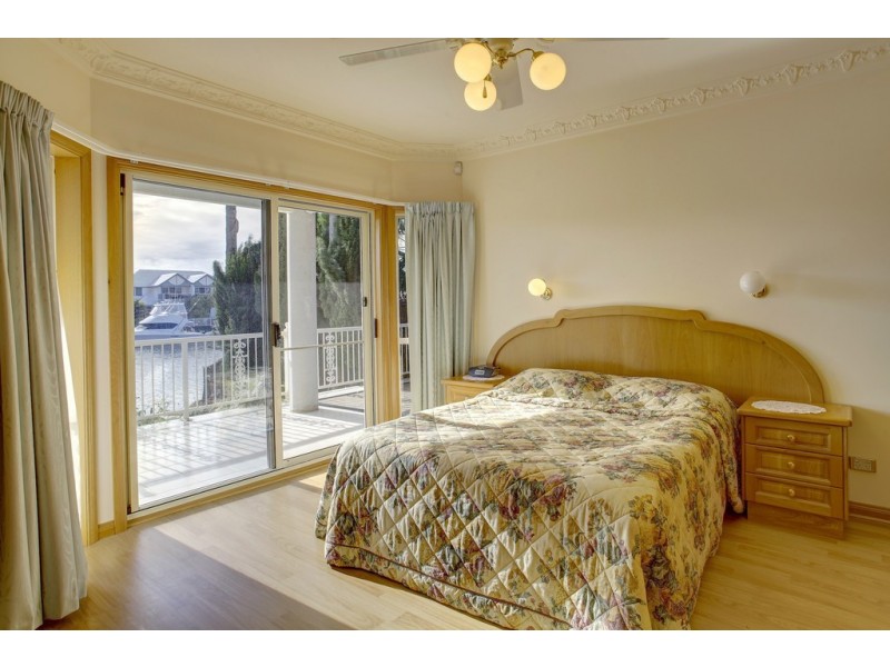 38 Lake View Avenue, Port Lincoln SA 5606