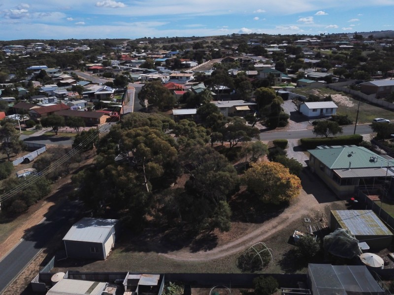 11 Paringa Avenue, Port Lincoln SA 5606