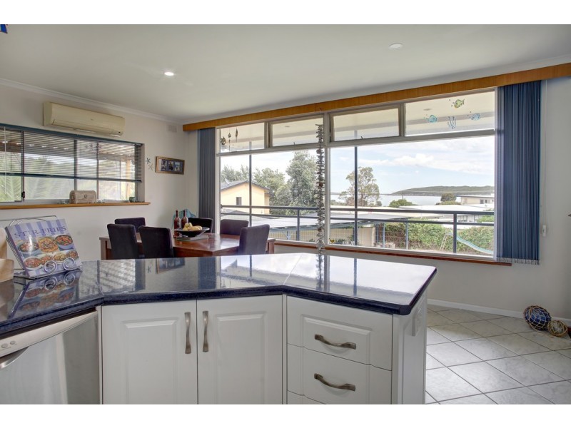 83 Greenly Avenue, Coffin Bay SA 5607