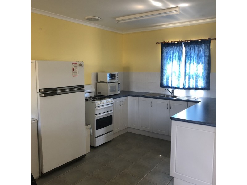 8-10 Victoria Avenue, Coffin Bay SA 5607