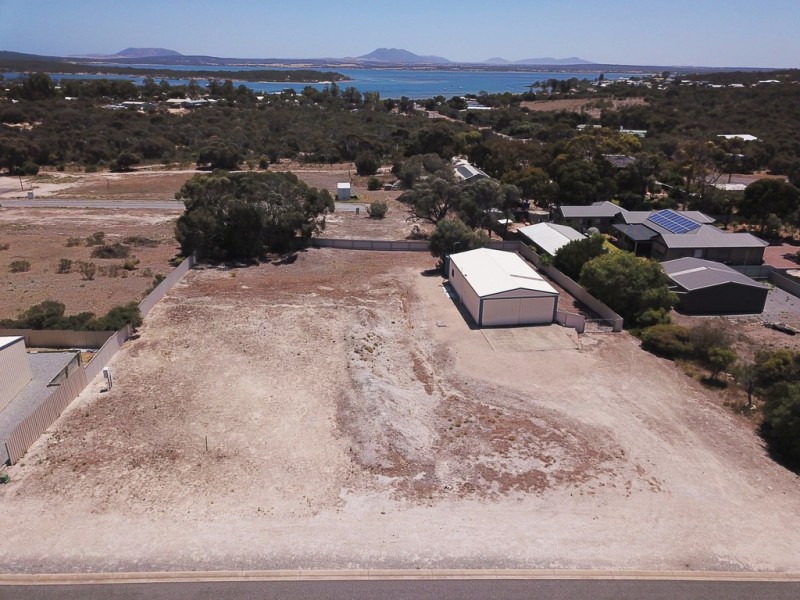 8-10 Victoria Avenue, Coffin Bay SA 5607