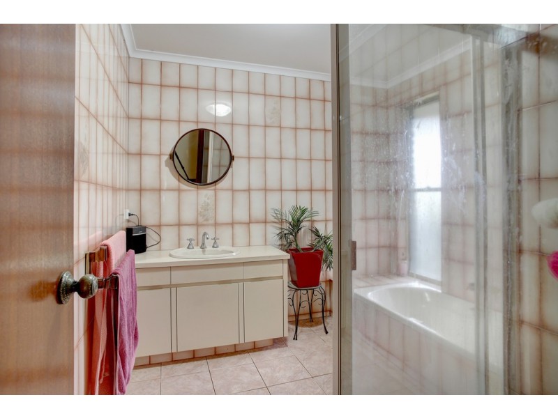 39 Hilltop Drive, Port Lincoln SA 5606