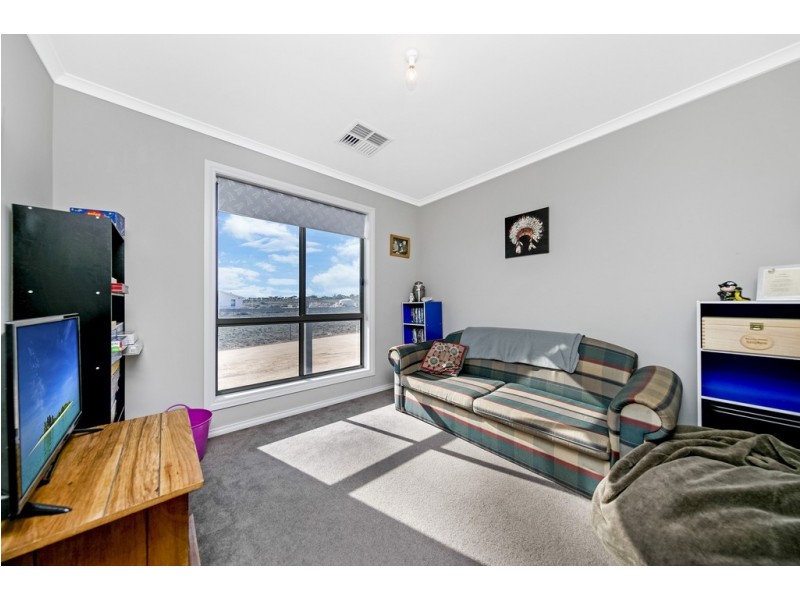 135 Bosanquet Boulevard, Ceduna SA 5690