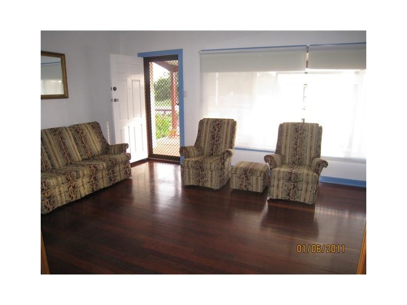 19 Robert Street, Tumby Bay SA 5605