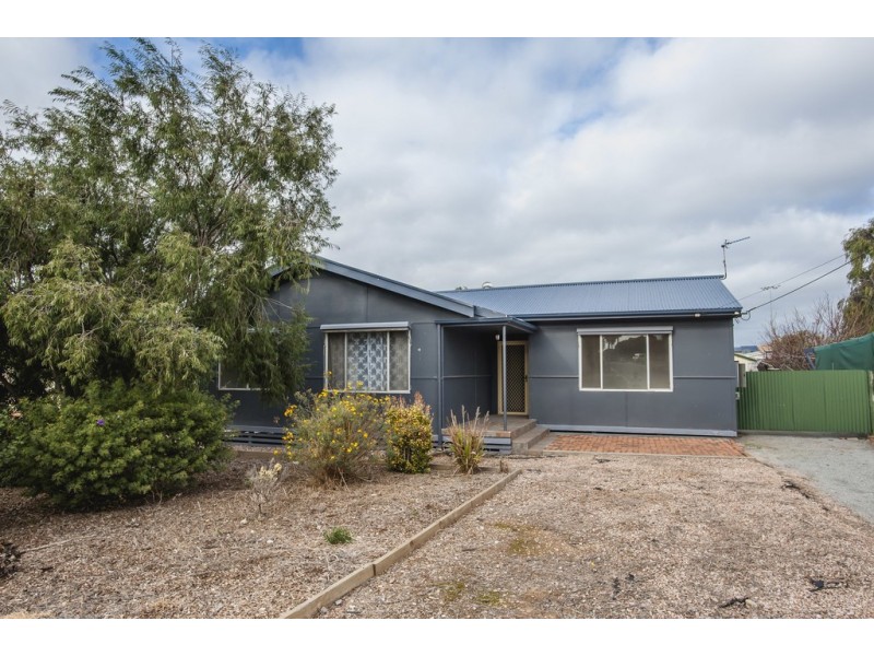 24 Heath Street, Port Lincoln SA 5606