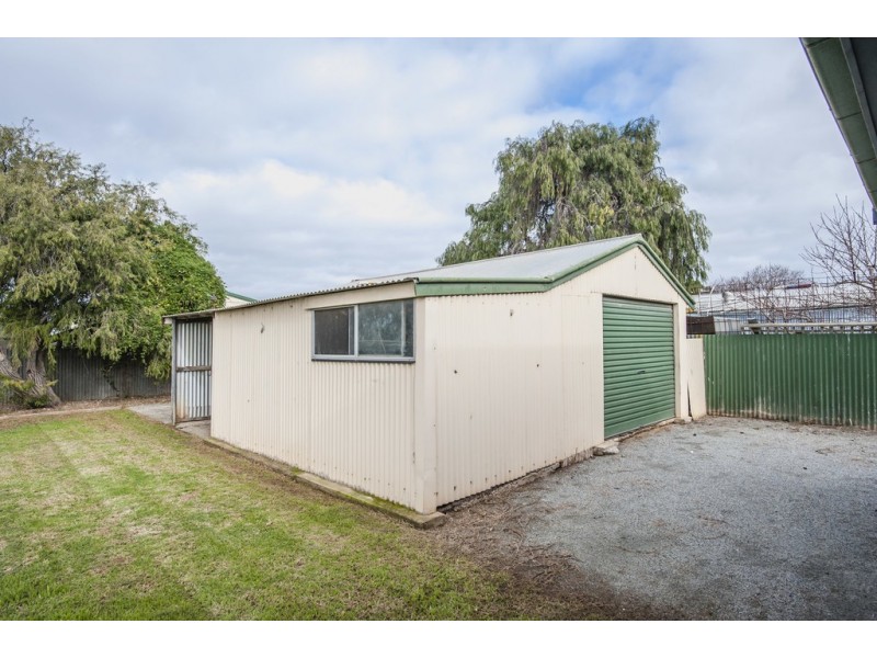 24 Heath Street, Port Lincoln SA 5606