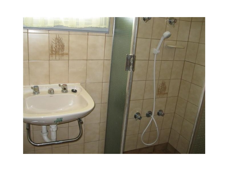 71 Thevenard Rd, Ceduna SA 5690