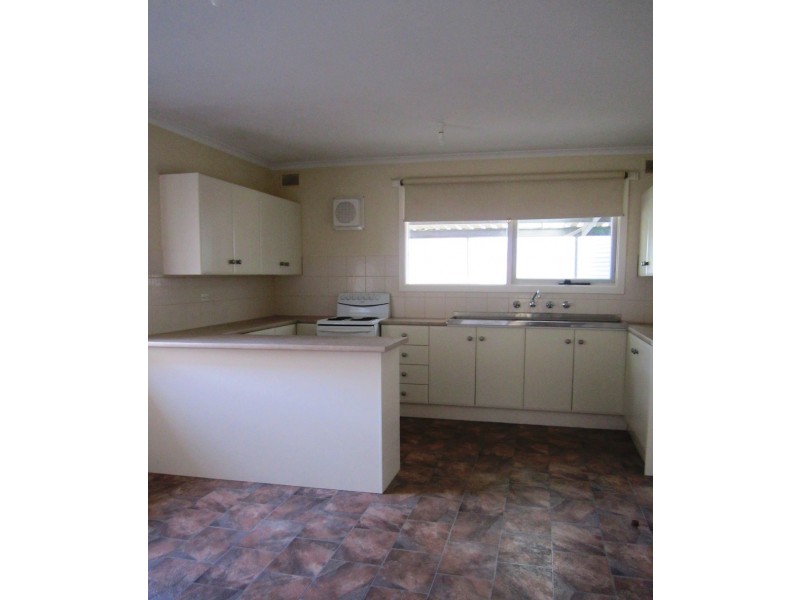 13 Heather Road, Port Lincoln SA 5606