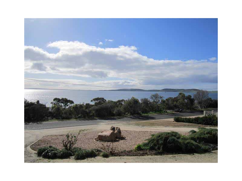 1/18 Power Tce, Port Lincoln SA 5606