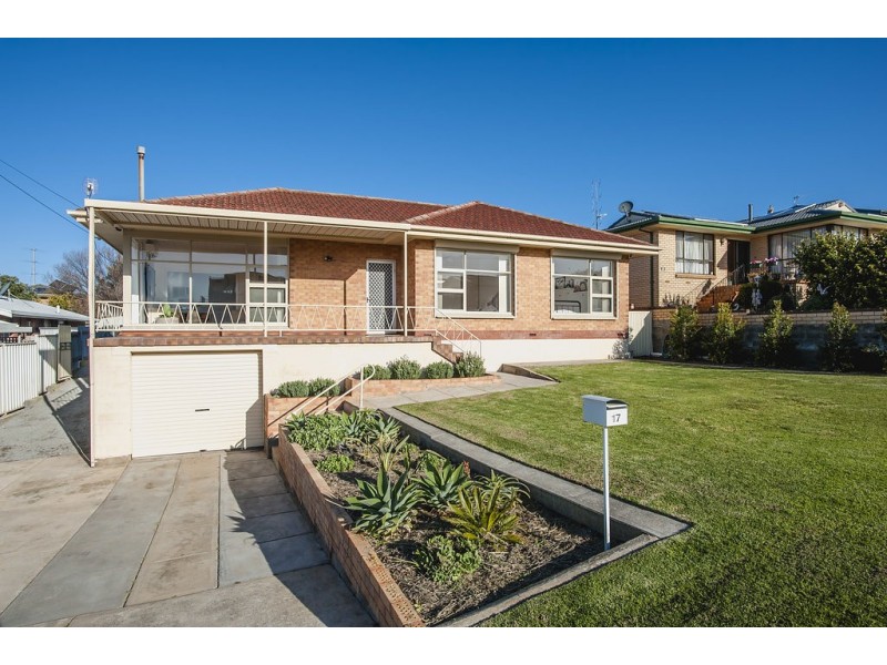 17 Newton Street, Port Lincoln SA 5606
