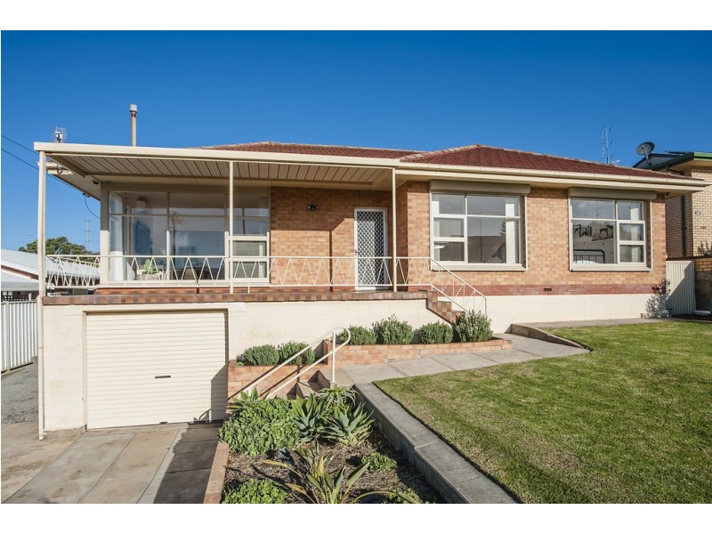 17 Newton Street, Port Lincoln SA 5606