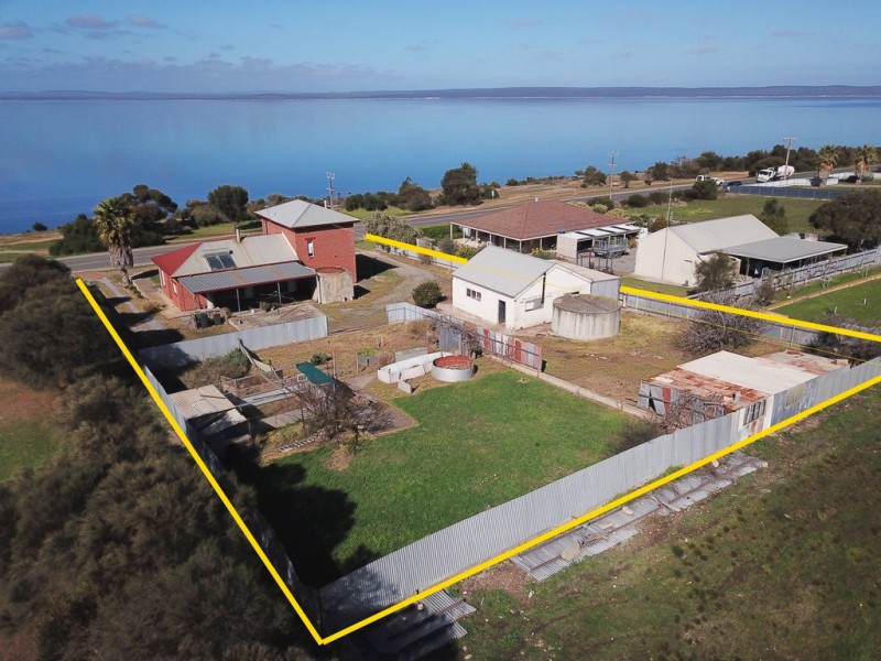 134 Proper Bay Road, Port Lincoln SA 5606