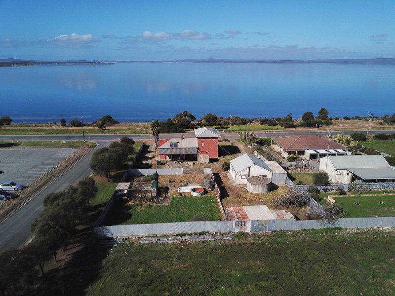 134 Proper Bay Road, Port Lincoln SA 5606