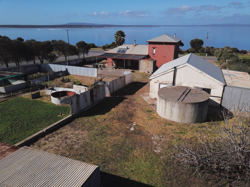 134 Proper Bay Road, Port Lincoln SA 5606