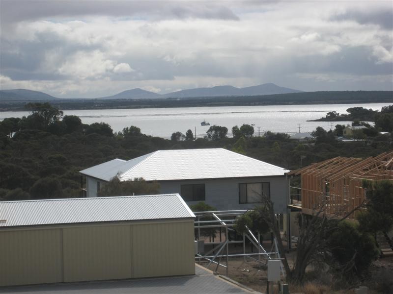 5 Sarah Court, Coffin Bay SA 5607