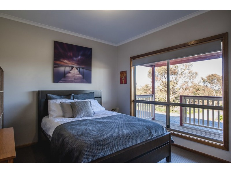 75-85 Bronze Wing Drive, Boston SA 5607