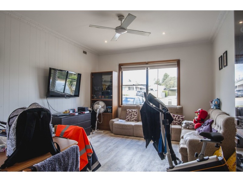 33 Cardiff Road, Port Lincoln SA 5606