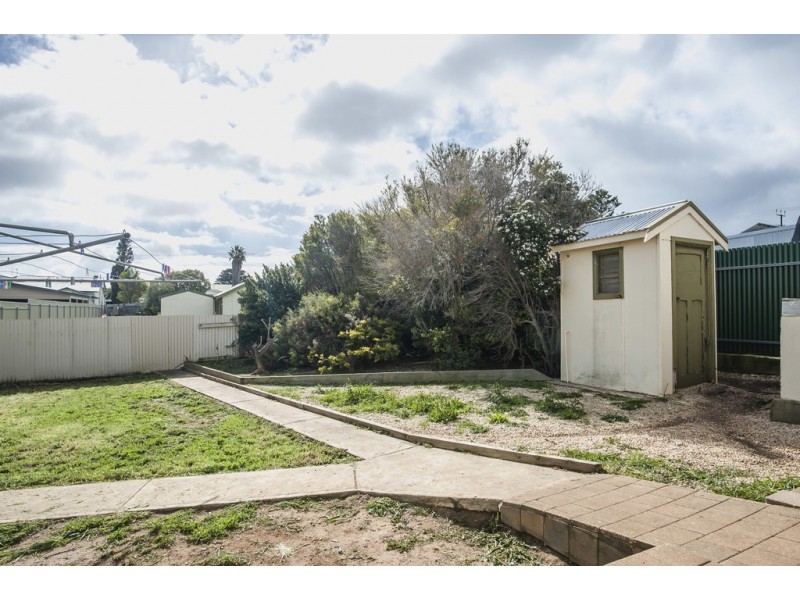 33 Cardiff Road, Port Lincoln SA 5606