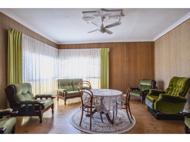 10 Ellen Street, Port Lincoln SA 5606