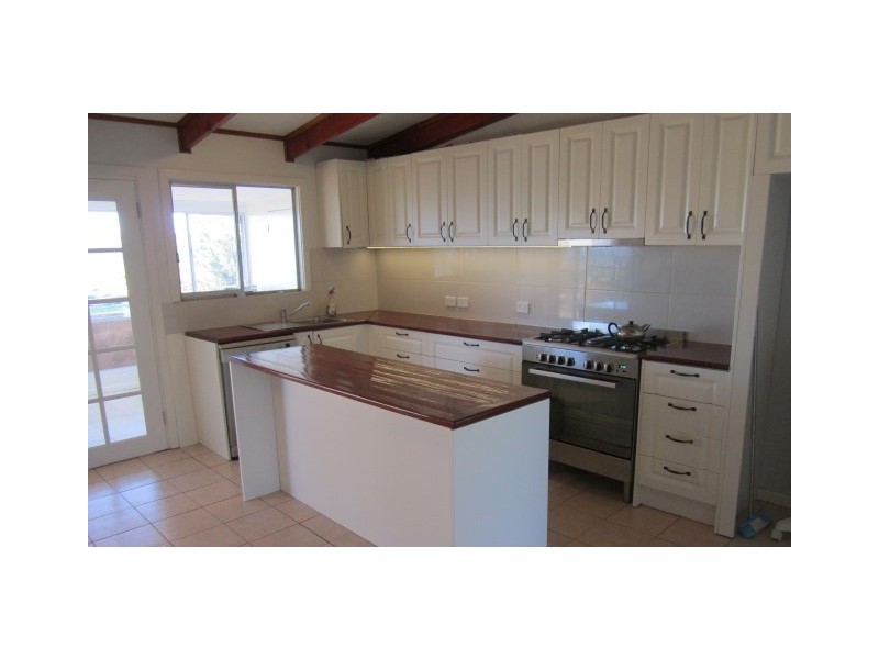 15 Tulka Esplanade, Tulka SA 5607