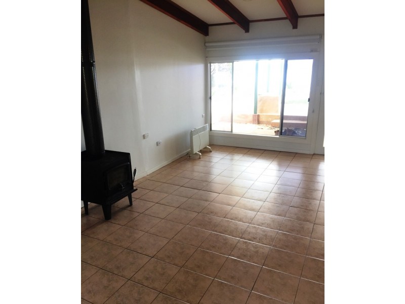 15 Tulka Esplanade, Tulka SA 5607