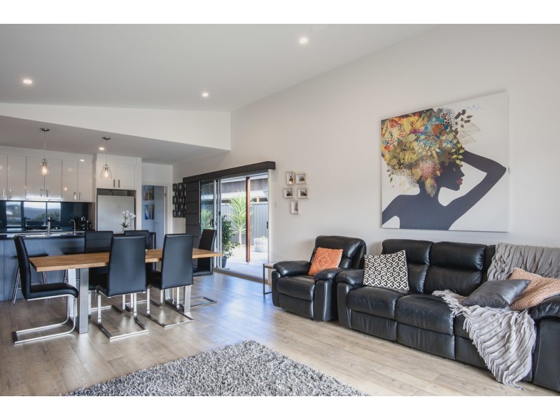 2/36 Cove View Drive, Port Lincoln SA 5606