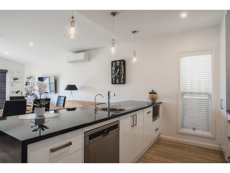 2/36 Cove View Drive, Port Lincoln SA 5606