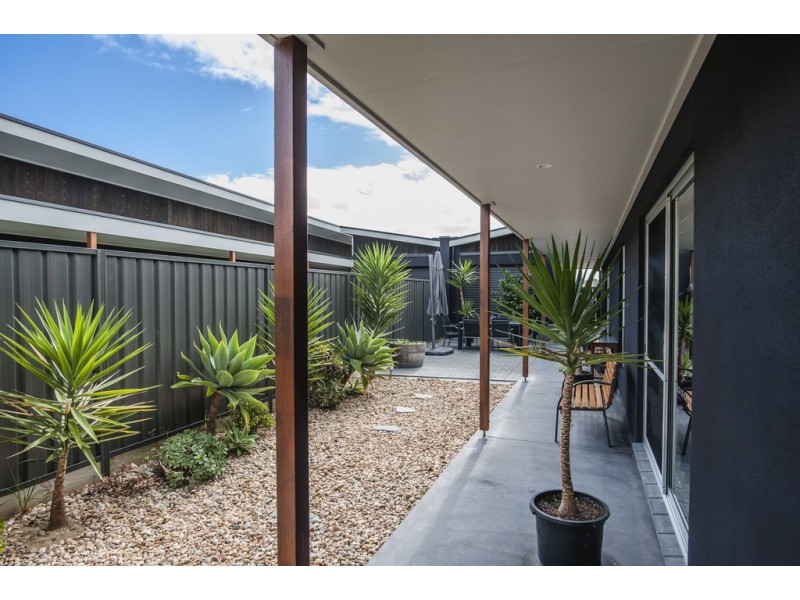 2/36 Cove View Drive, Port Lincoln SA 5606