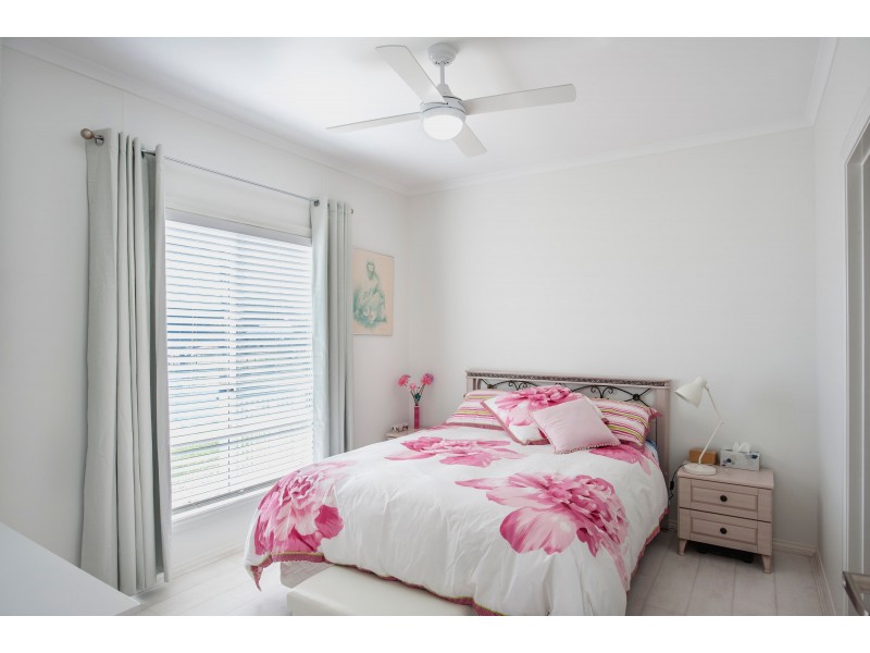 26 Central Street, Louth Bay SA 5607