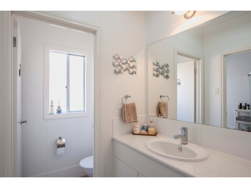 26 Central Street, Louth Bay SA 5607