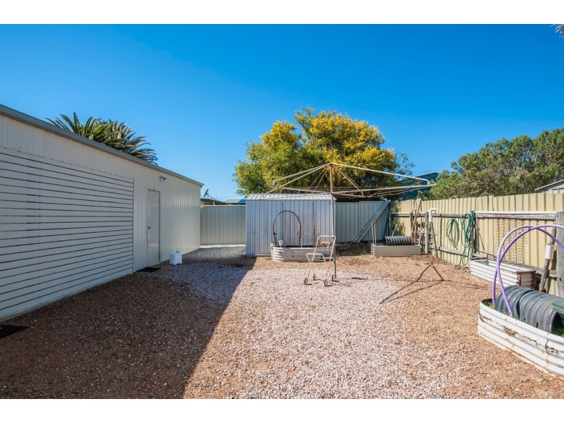 26 Central Street, Louth Bay SA 5607